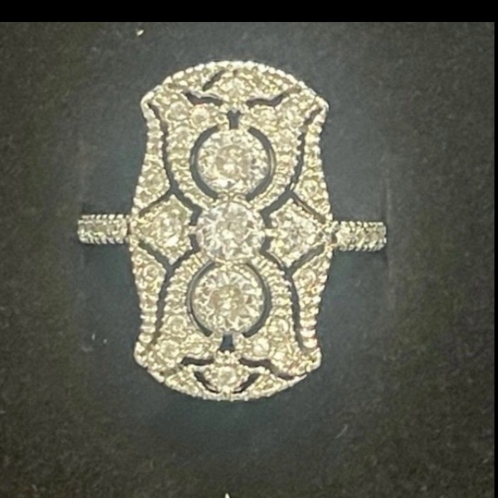 Vintage-Inspired Silver Diamond Ring
